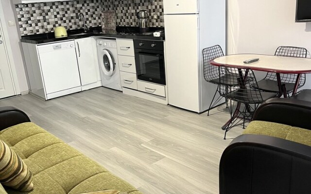 Tsira Suite