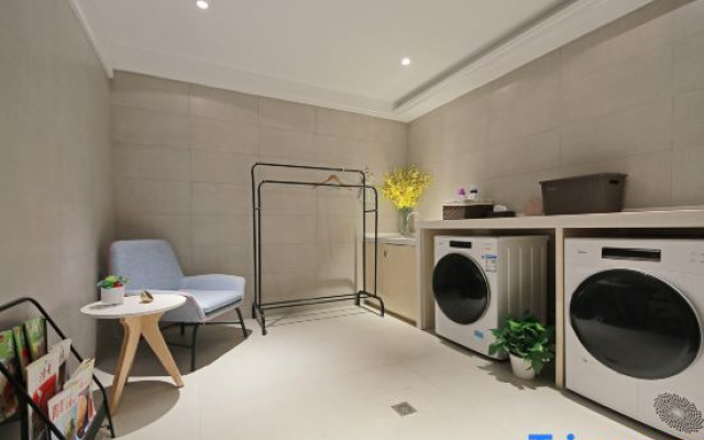 Homeinn (Hangzhou West Lake Jiefang Road Zhonghe Middle Road)