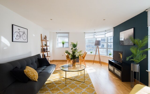 The Liverpool Street Apartments