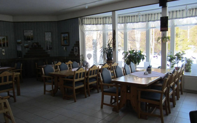 Hotelli Yöpuu