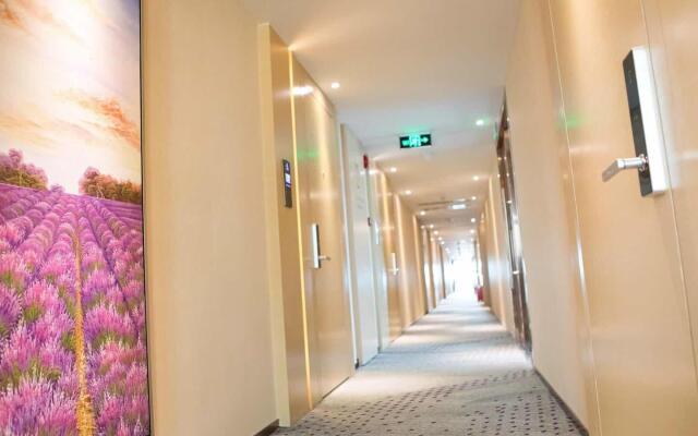 Lavande Hotel (Shenzhen North Railway Station, Gangtou Metro Station)