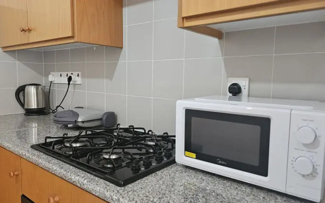 141 LCA - Stay Miracle Apartment