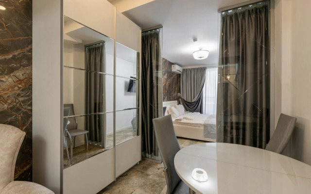 Morskaya Gavan' on Morskoy Lane