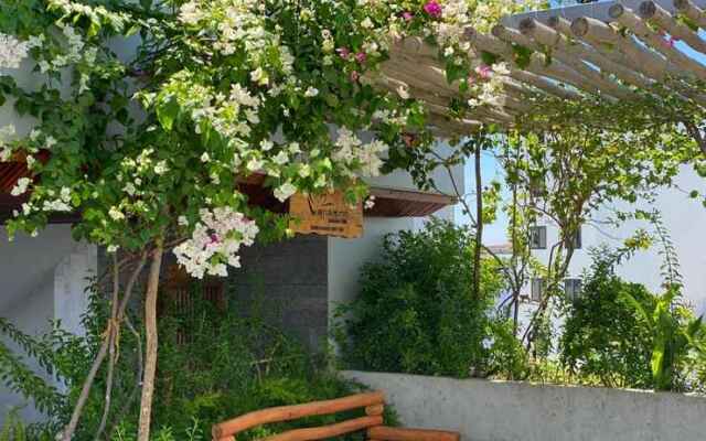 Vernalhome Boutique Danang Hotel