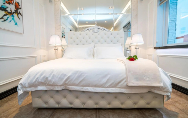 Diamond Suites by Reykjavik Keflavik Airport