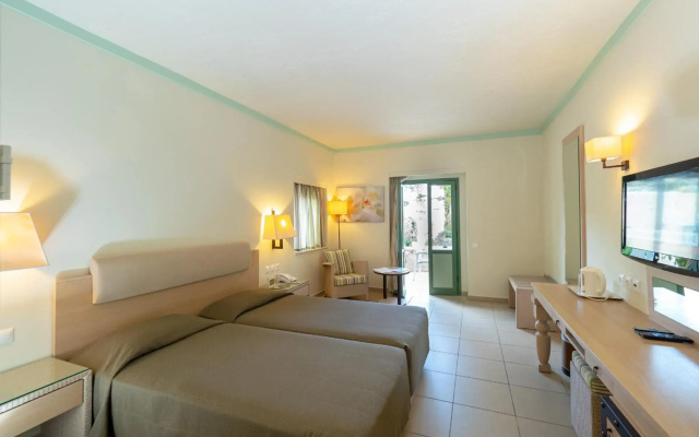 Silva Beach Hotel