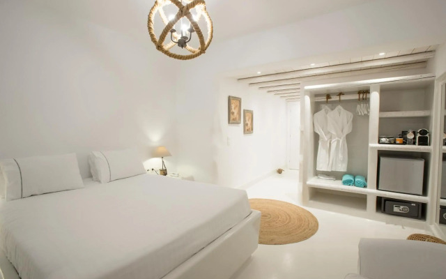 Paros Palace