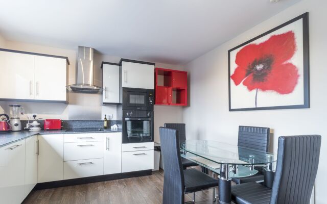 Broc House Suites