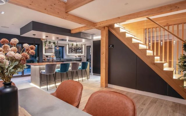 Ty Cyfoes - Luxurious 4 Bedroom - St. Florence