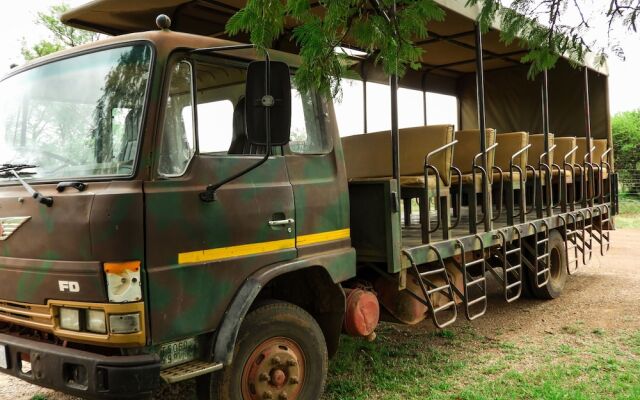 Monateng Safari Lodge