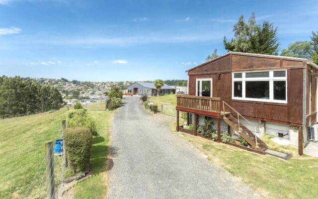 The Rustic Retreat