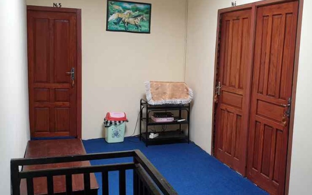 Penginapan Dwarawati Syariah – Guest Rooms – Wonosobo