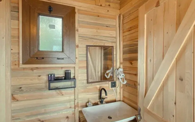 Shambala Lodge Hotel