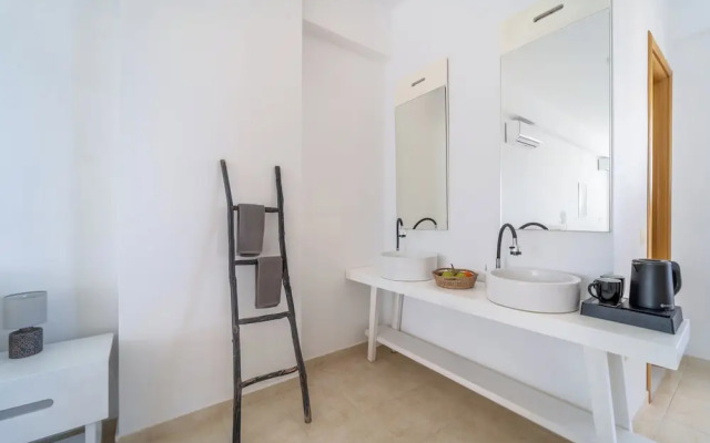 Alpha Urban Suites