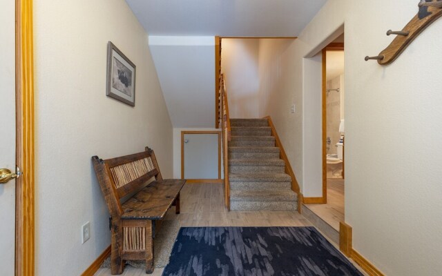 130 Meisel Drive 4 Bedroom Townhouse by RedAwning