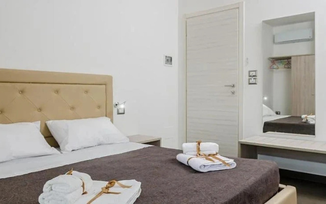 Galileo Suites & Apartments