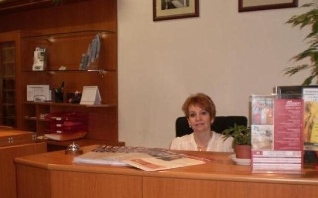 Hotel Modena
