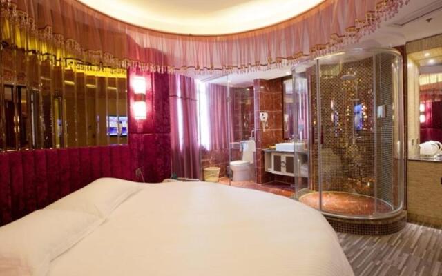 GreenTree Inn Jiangxi Yingtan Jiaotong Road Central Square Business Hotel