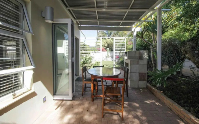 Apartment on Constance Road
