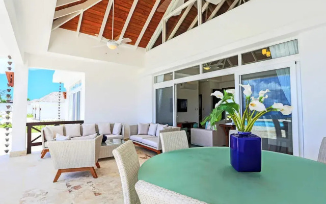 Ocean Front Villa Deluxe 3 Bedroom