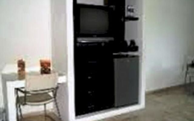 Montroi Hotel and Fitness