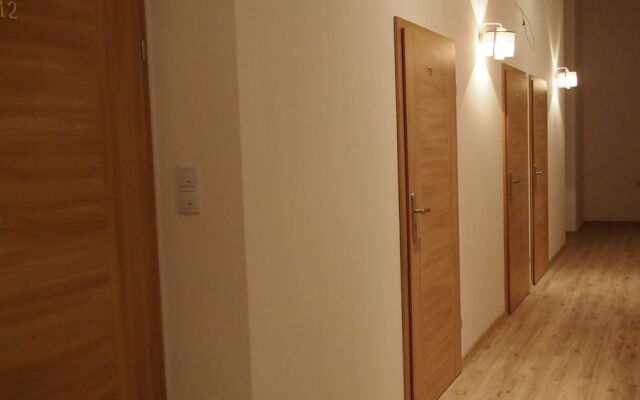 HOSTEL Puffa Lux, Noclegi Warszawa Centrum, Karowa 31