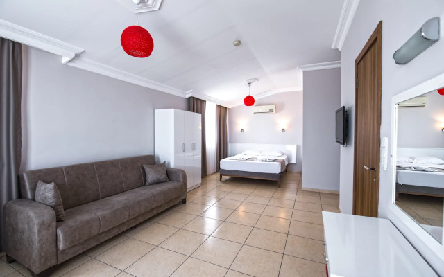 Kleopatra Tower Suite Hotel