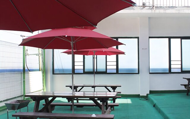 Donghae Marine Park Pension