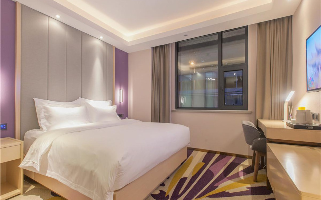 Lavande Hotels Wuhan Guanggu Yangjiawan Metro Station