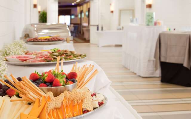 Hilton Pensacola Beach