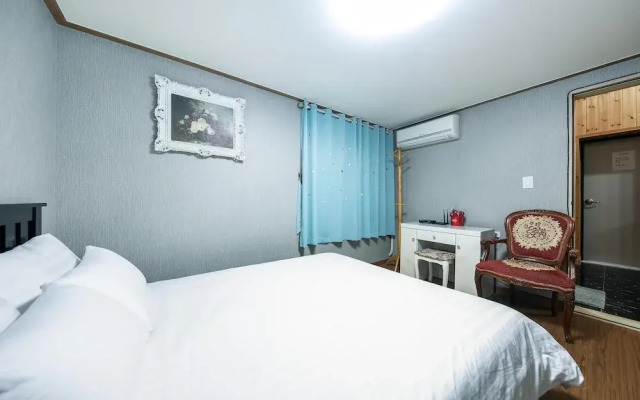 Gapyeong Twelve Pension