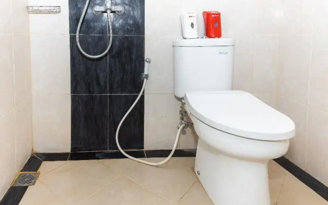 Elfah Hotel Manado by RedDoorz