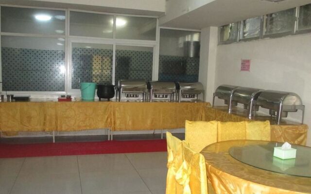 Xishuangbanna Huixiang Business Hotel