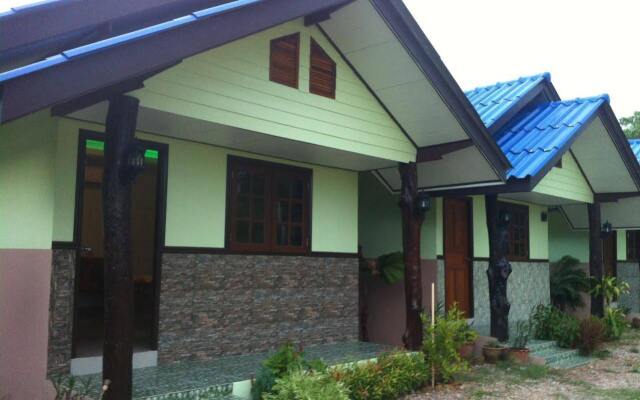 Khemthong Resort 1