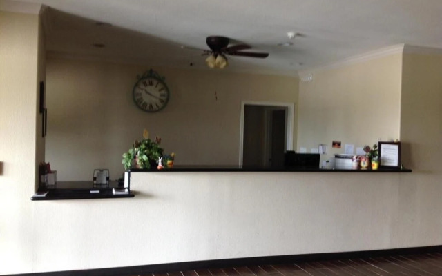 Yorktown Inn And Suites