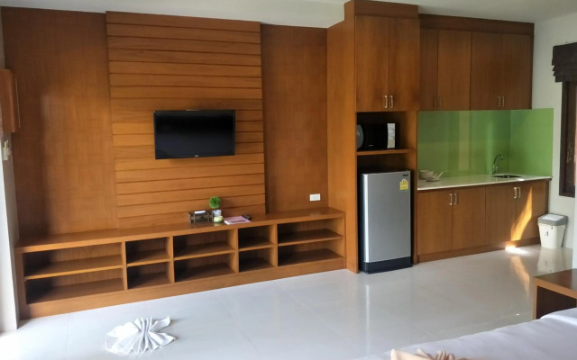 Lanta Intanin Resort