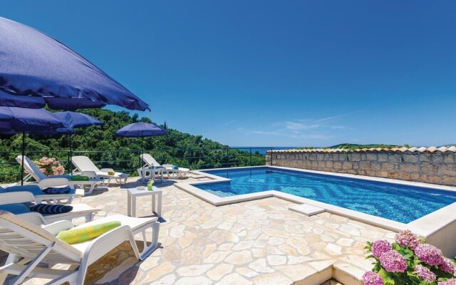 Stunning Home in Radovcici With Wifi and 3 Bedrooms