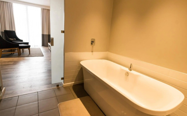 Royal St. Andrews Hotel, Conference Centre & Spa