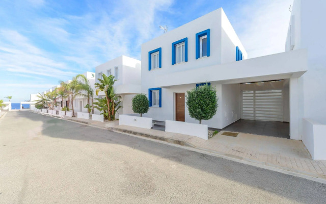 Villa Atlantis