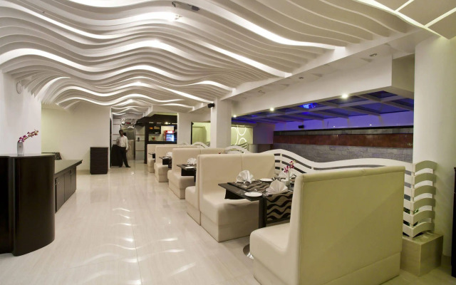 Innotel Luxury Business Hotel