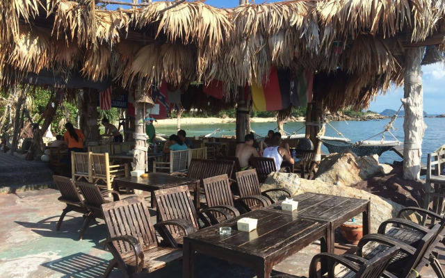 Haadson Resort