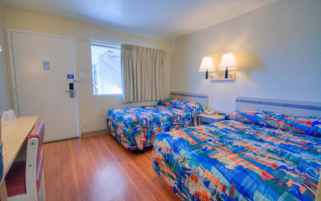 Motel 9 Las Cruces