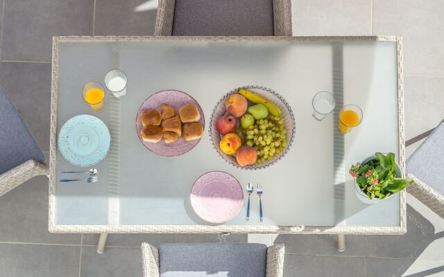 Michalakis Seaside Suites Milos