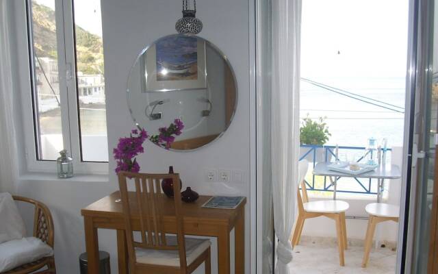 "alkistis Cozy By The Beach Apt. In Ikaria Island, Therma 1st Floor"