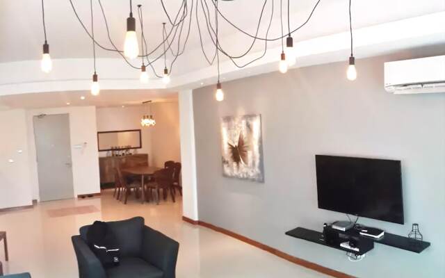 The N Suites Cozy and Spacious