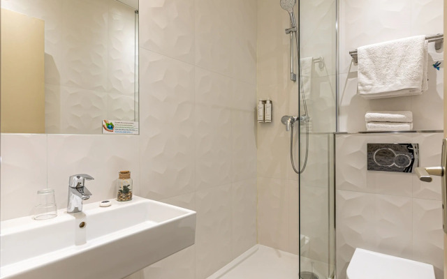 Hotel Romance Malesherbes by Patrick Hayat