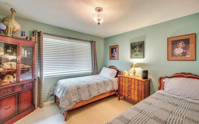 Walk to Bathhouse Row: Dog-friendly Home! - фото 3