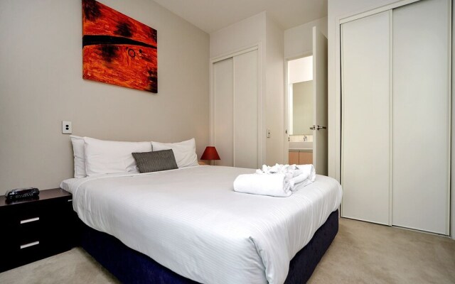 QV Modern Viaduct Apartment - 331