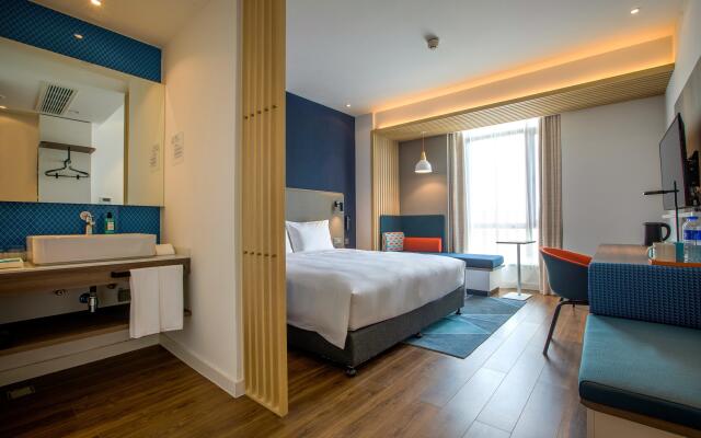 Holiday Inn Express Zhangjiagang Free Trade Zone by IHG