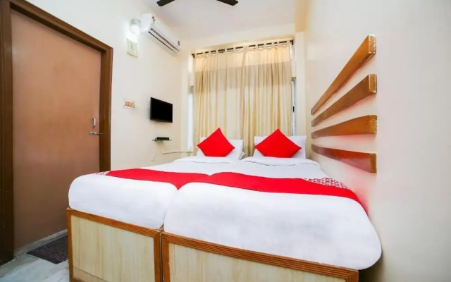 Uttam Guest House